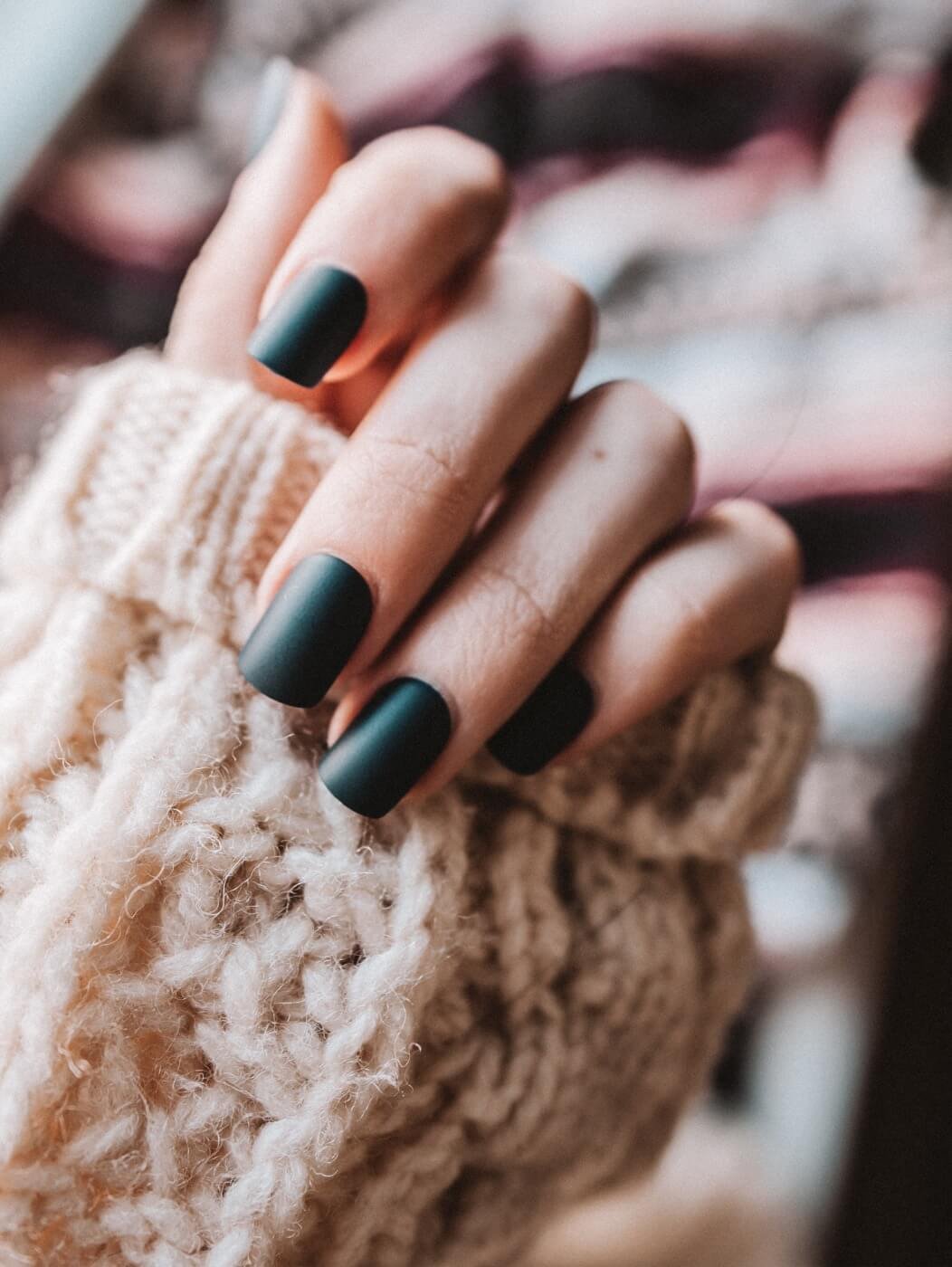 Manicure: Gel Polish or Regular One?